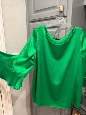 Posh Green Satin Bell-Sleeve Long Sleeve Dress